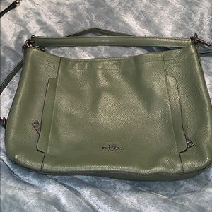 coach scout hobo- olive green